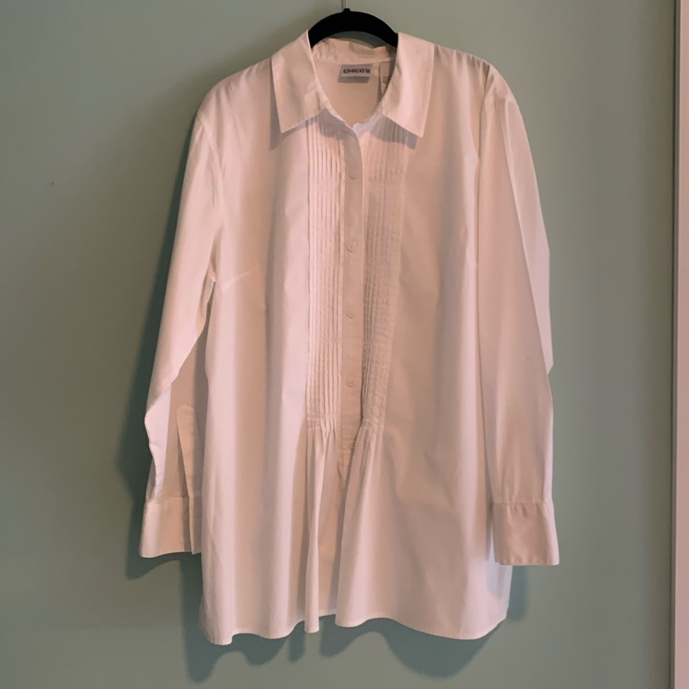 Chico’s size 3 white tunic
